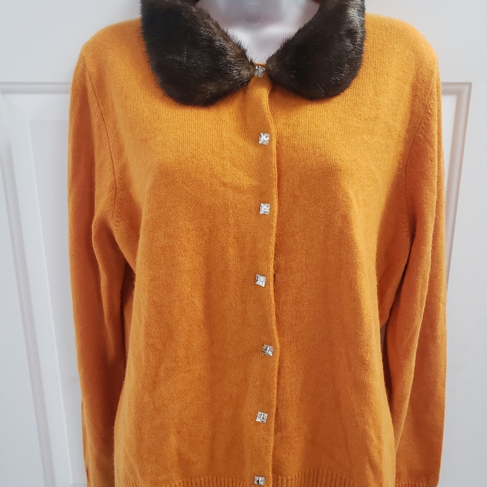 Cashmere Sweater with Faux Fur Collar